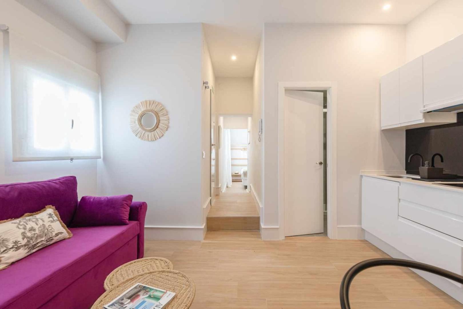 Isg Apartments Cuna Севиля Екстериор снимка