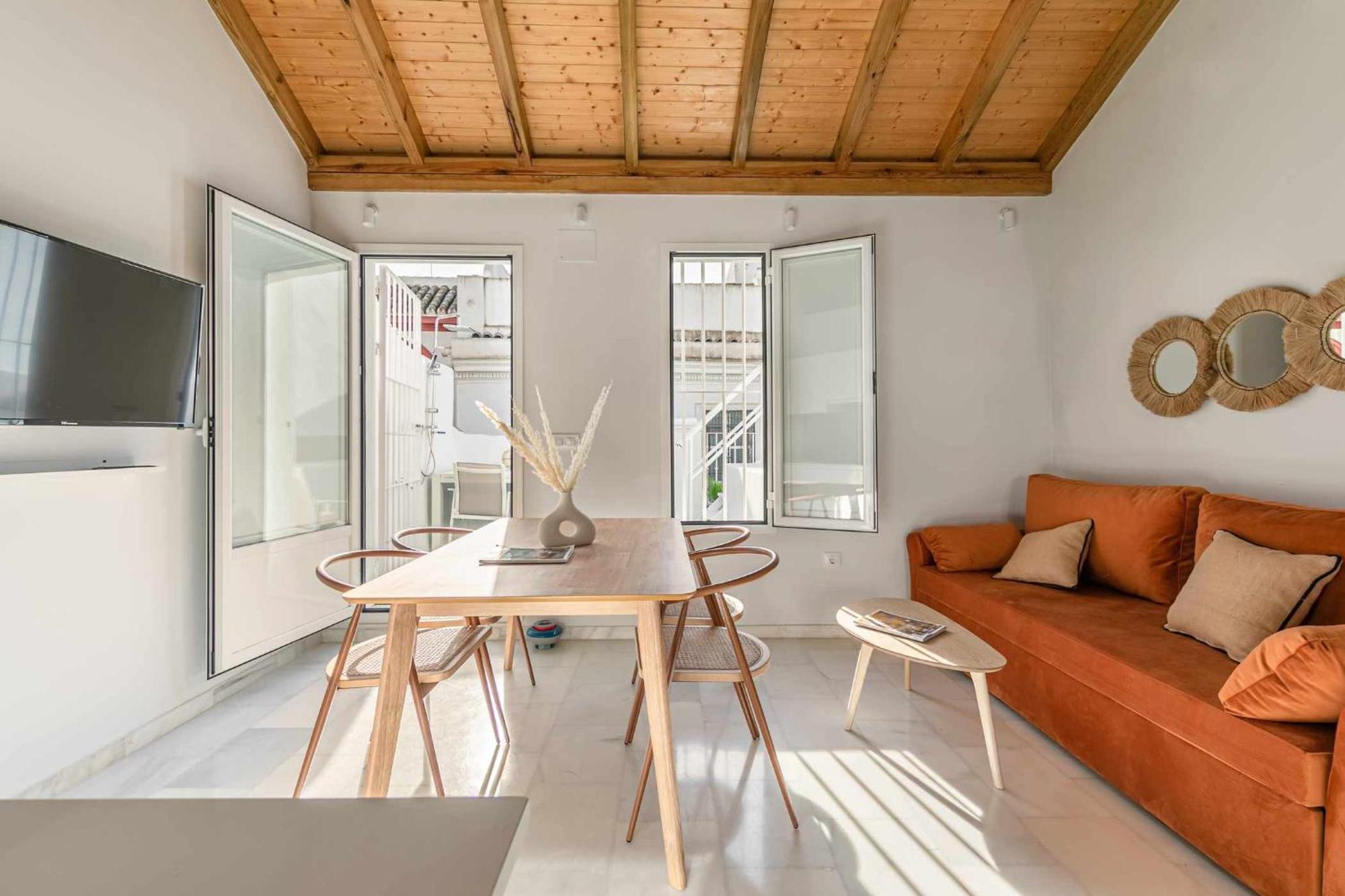 Isg Apartments Cuna Севиля Екстериор снимка
